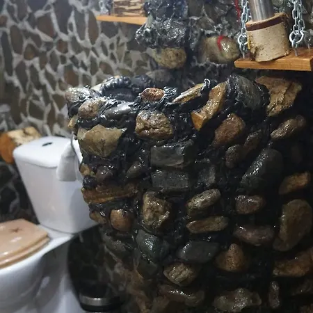 Stone Garden Lodge *