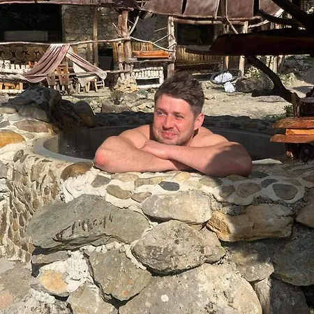 Stone Garden Lodge *
